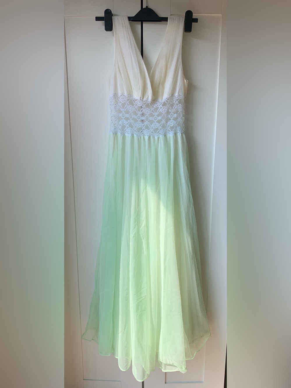 NWOT Elegant Ivory and Light Green Nightgown with lace